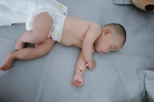 吕梁宝宝肠胀气的症状